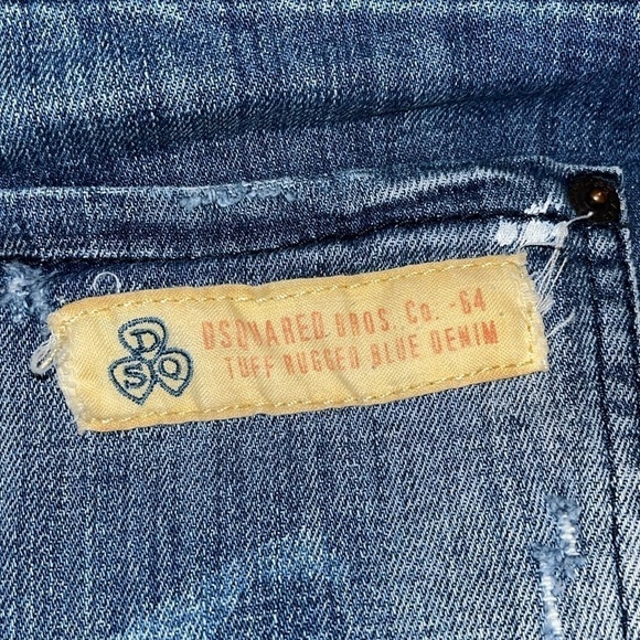 Dsquared2 Blue denim jeans shorts. Size 50 distressed shorts. - Picture 6 of 6